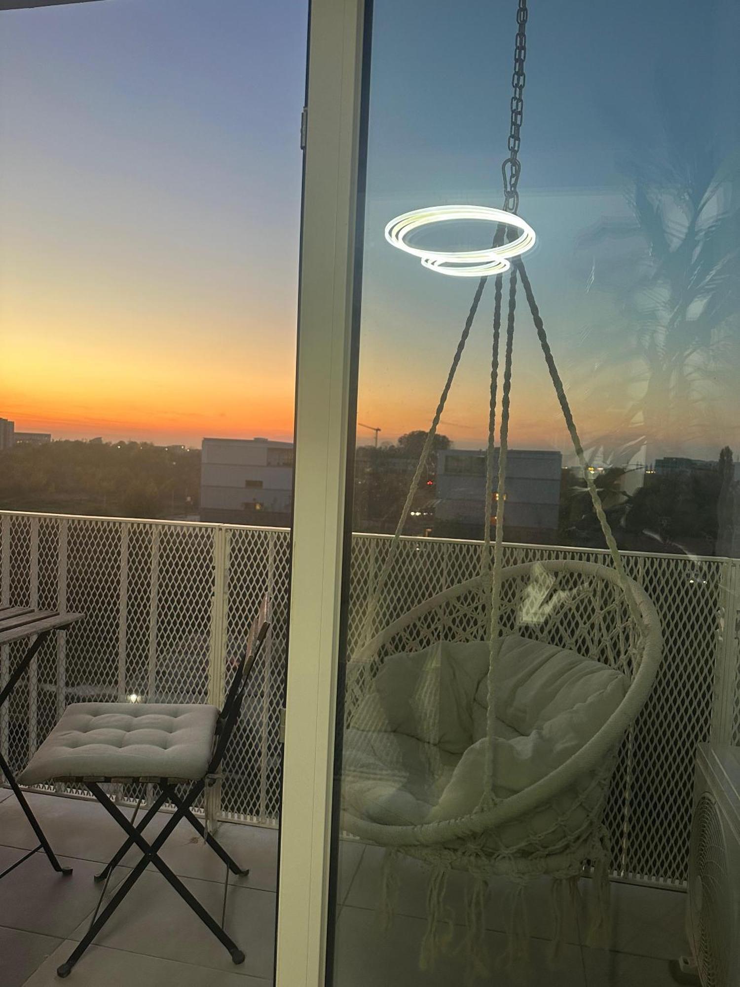 Japanese Studio With Hammock And Sunset View Тимишоара Екстериор снимка